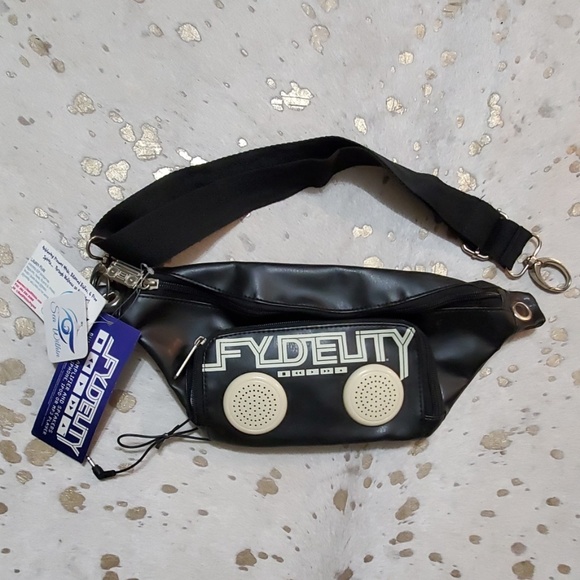 fydelity fanny pack